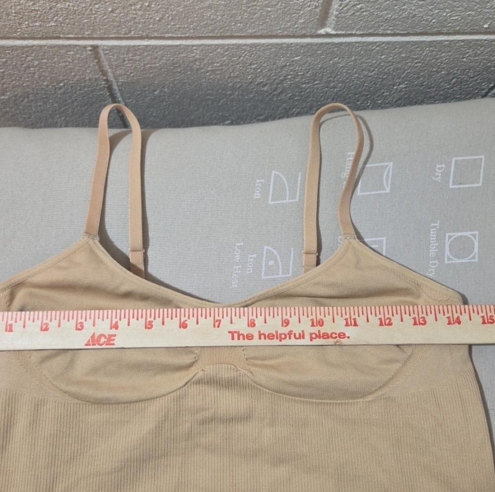 Lands End Stretchy Spaghetti Strap Camisole Beige Size Large - Picture 3 of 4